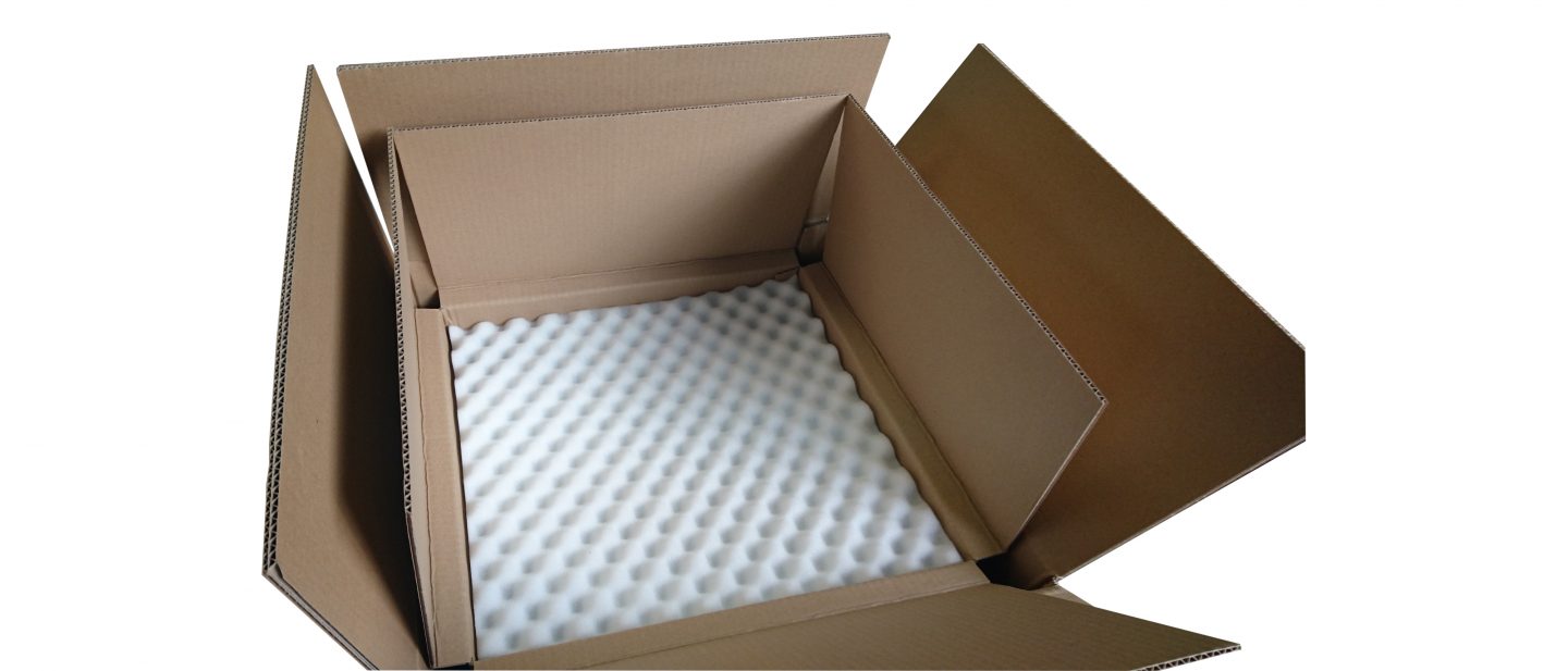 Emballage carton et calage mousse pour luminaires - EDC Transmouss