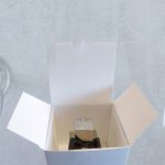 Emballage parfum avec calage